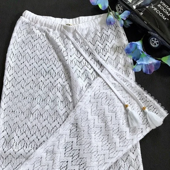 ❌SOLD❌ Miken Swim NWOT Sheer Crochet Swim Coverup Flare Pant Women XS - Picture 5 of 12